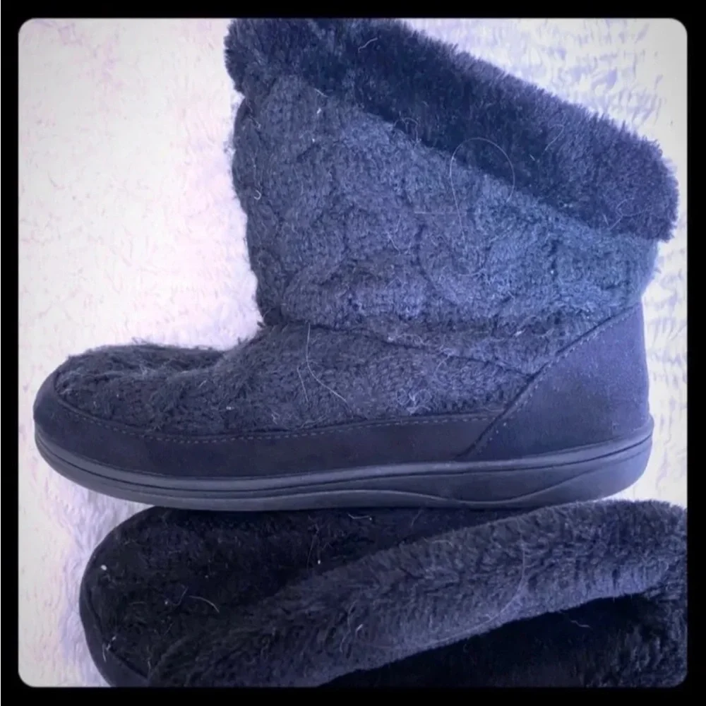 💞 Little Girl Size 13 Black Knit Boots
